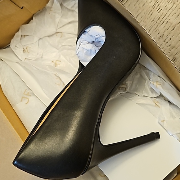 BRAND NEW 💥 BLACK FAUX LEATHER PUMP SIZE 8.5 - Picture 7 of 7